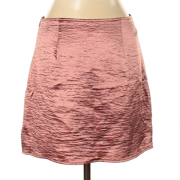 Express Pink Satin Mini Skirt - Picture 2 of 3